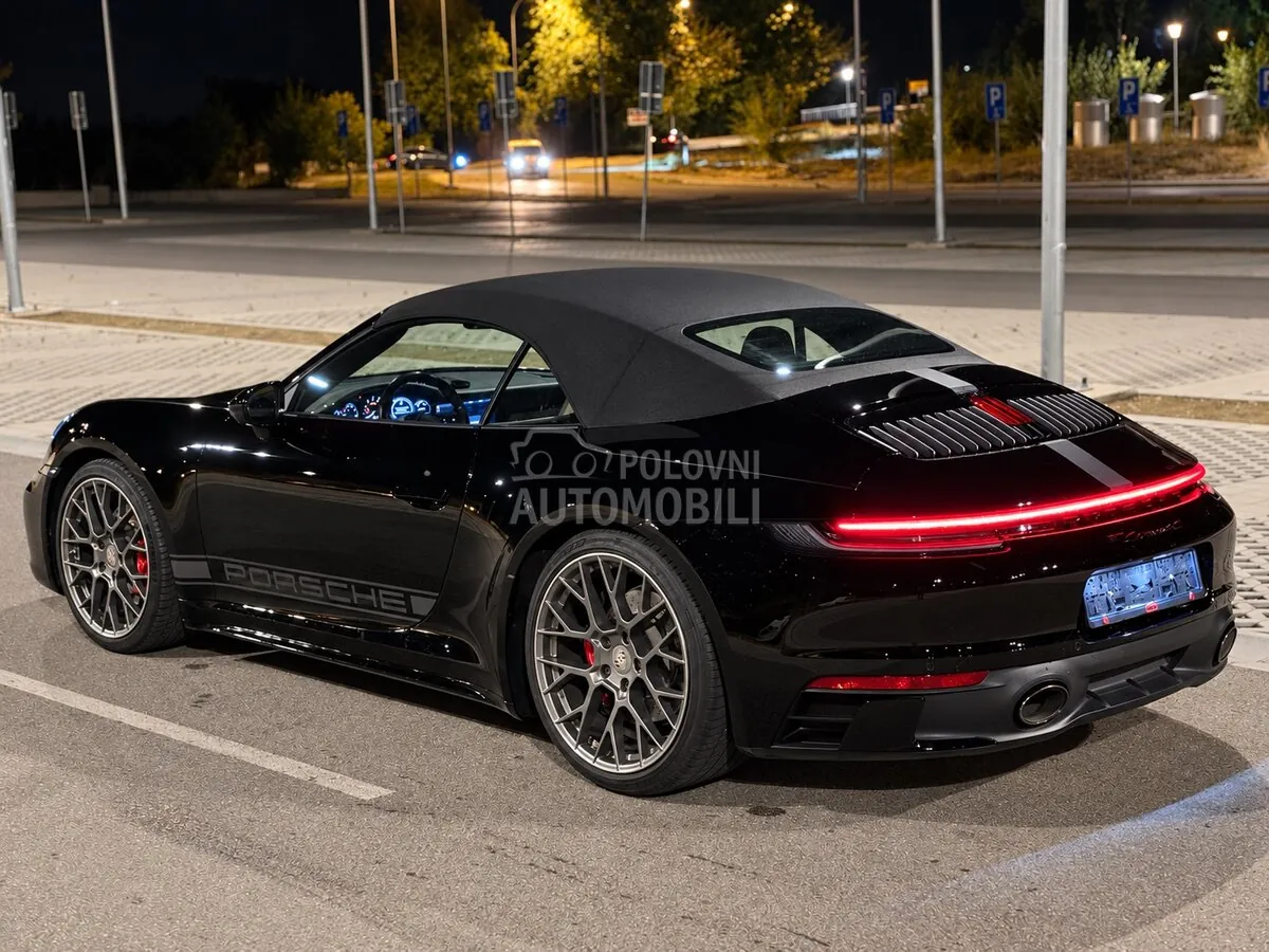 Porsche 911 2021 photo 3