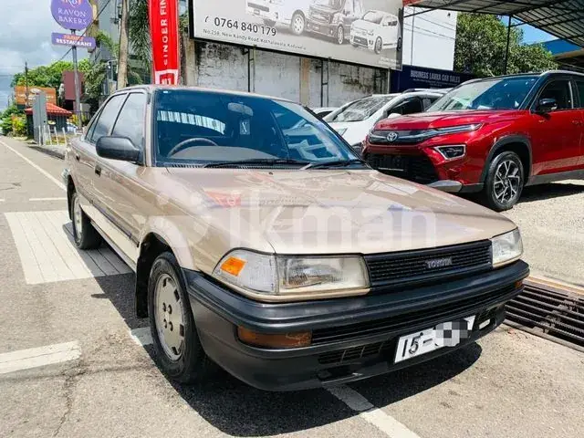 Toyota Corolla 1987 photo 2
