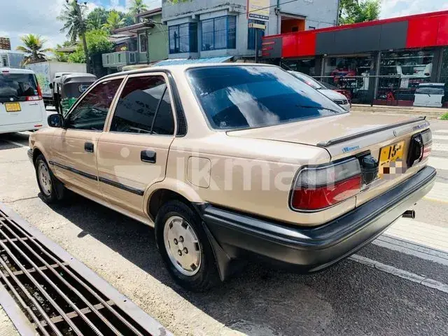 Toyota Corolla 1987 photo 5
