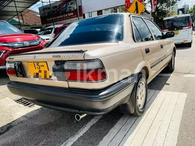 Toyota Corolla 1987 photo 4
