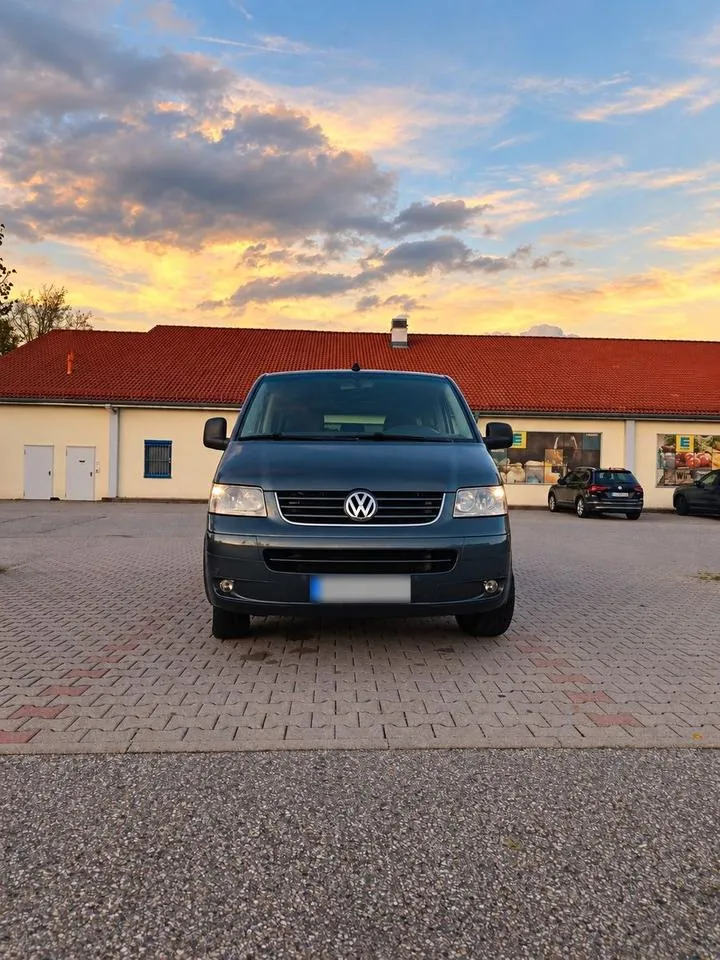 Volkswagen T5