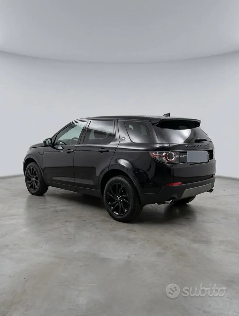 Land Rover Discovery Sport 2016 photo 4