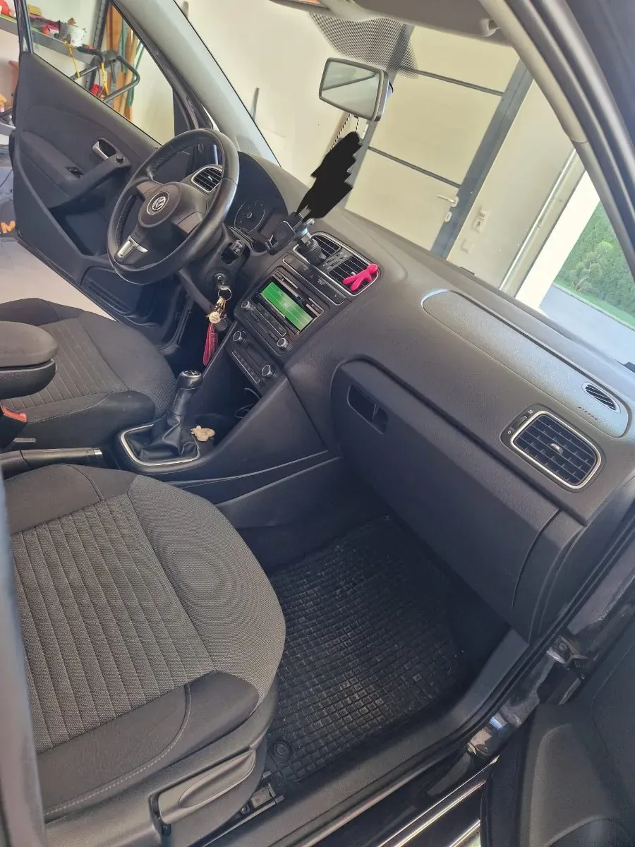 Volkswagen Polo 2013 photo 3