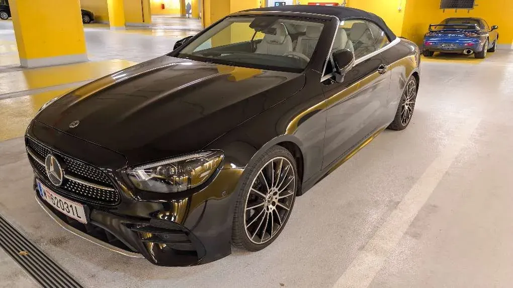 Mercedes-Benz E-Class 2023 photo 3