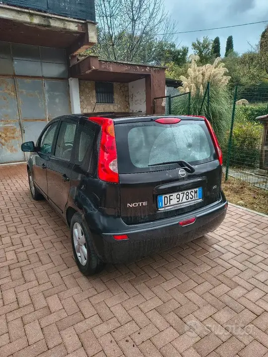 Nissan Note 2007 photo 2