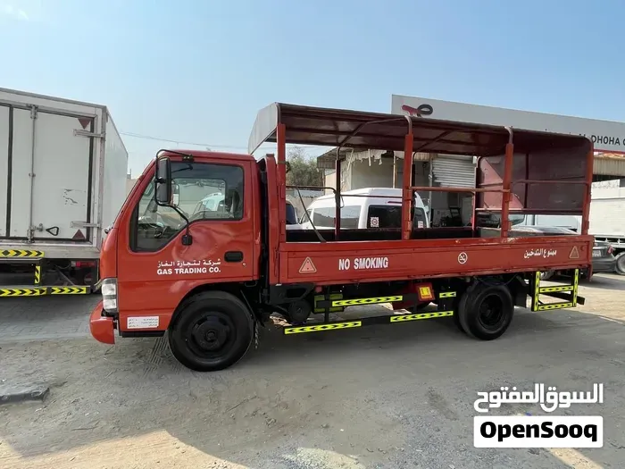 Isuzu N-Series 2008 photo 4