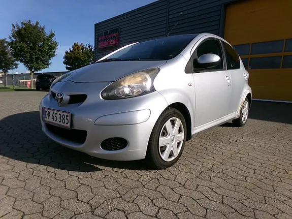 Toyota Aygo 2009 photo 3