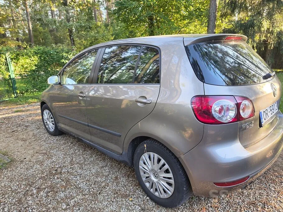 Volkswagen Golf Plus 2012 photo 2
