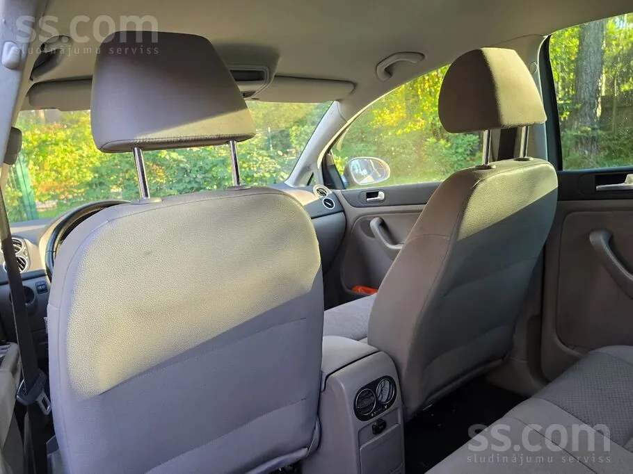 Volkswagen Golf Plus 2012 photo 4