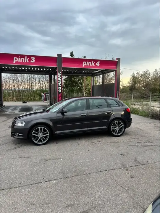 Audi A3 2011 photo 3