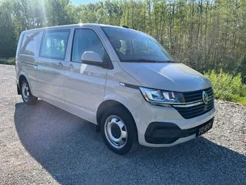 Volkswagen Transporter T6.1 2020 photo 2