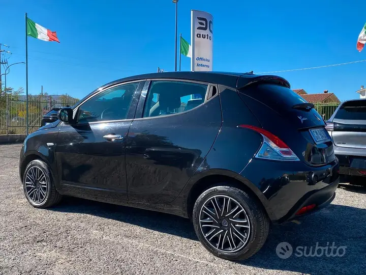 Lancia Ypsilon 2022 photo 5