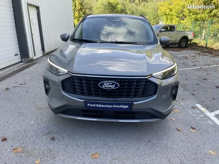 Ford Kuga 2025 photo 2