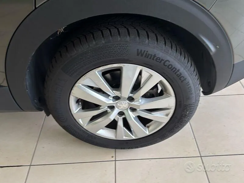 Peugeot 3008 2020 photo 5