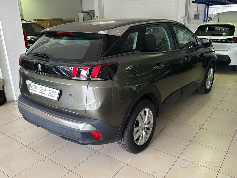 Peugeot 3008 2020 photo 2