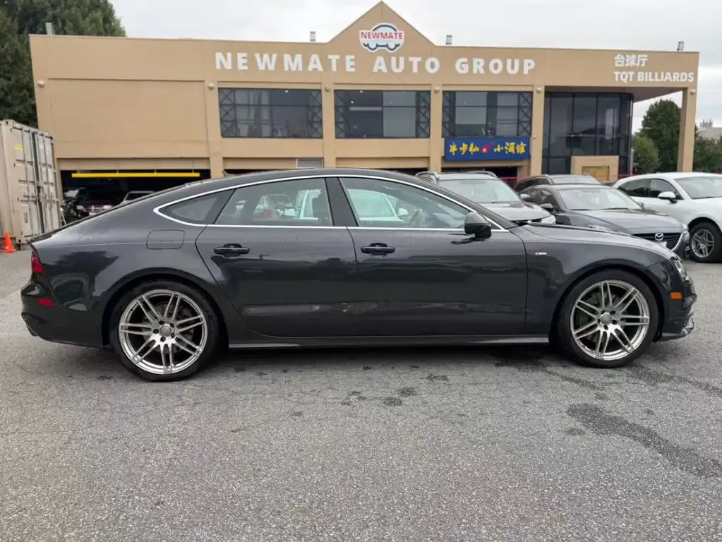 Audi A7 2012 photo 4
