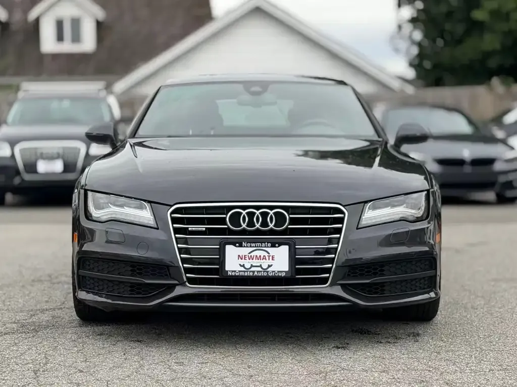 Audi A7 2012 photo 2