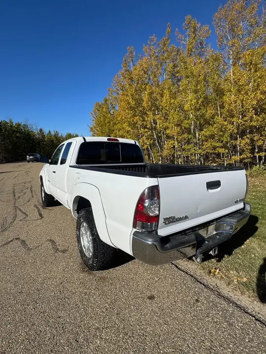 Toyota Tacoma 2015 photo 3