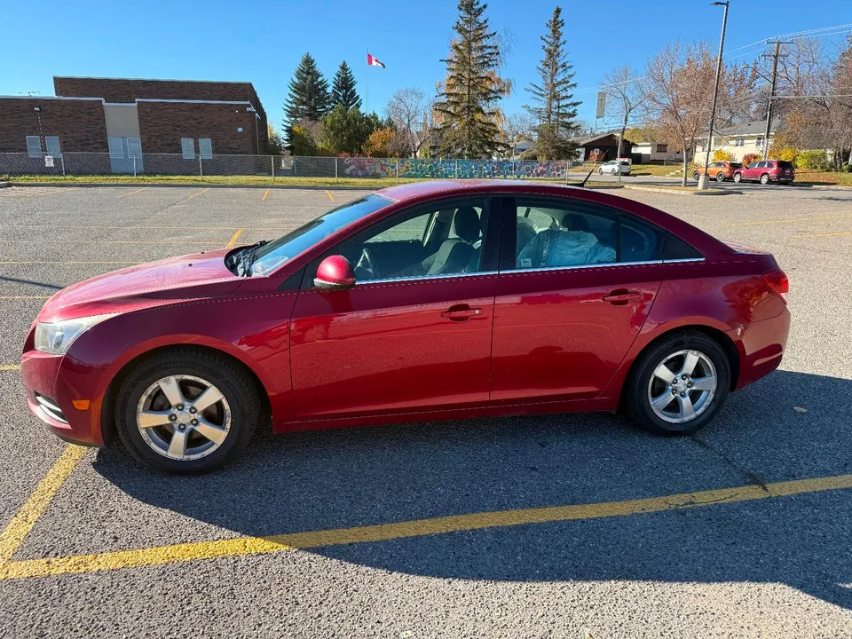 Chevrolet Cruze 2012 photo 2