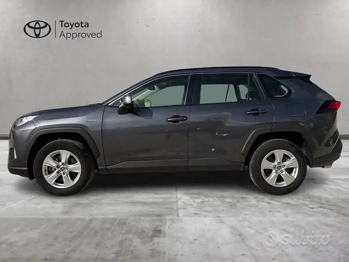Toyota Rav4 2021 photo 3