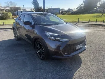 Toyota C-Hr 2026 photo 2