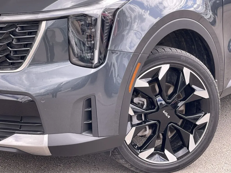 Kia Sorento 2024 photo 2