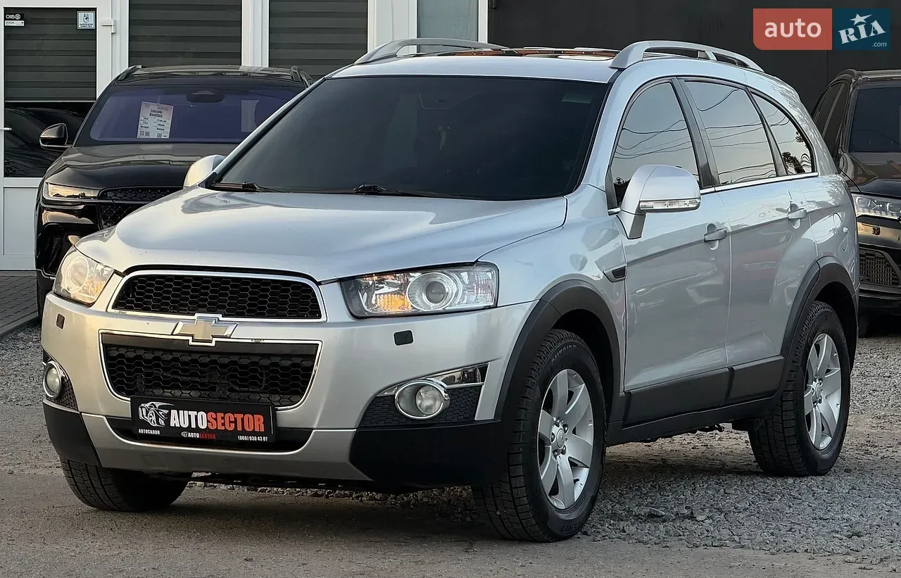 Chevrolet Captiva 2012 photo 2