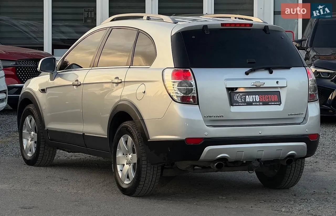Chevrolet Captiva 2012 photo 3