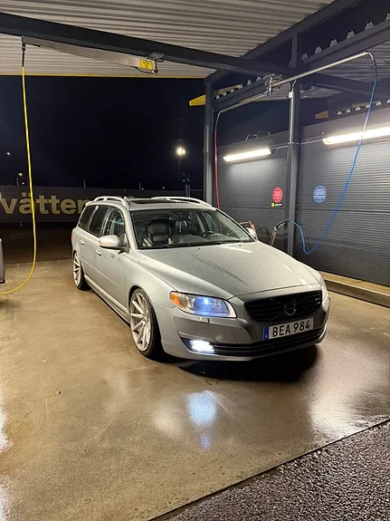 Volvo V70 2013 photo 3