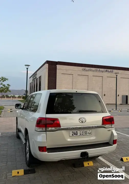Toyota Land Cruiser 2019 photo 4