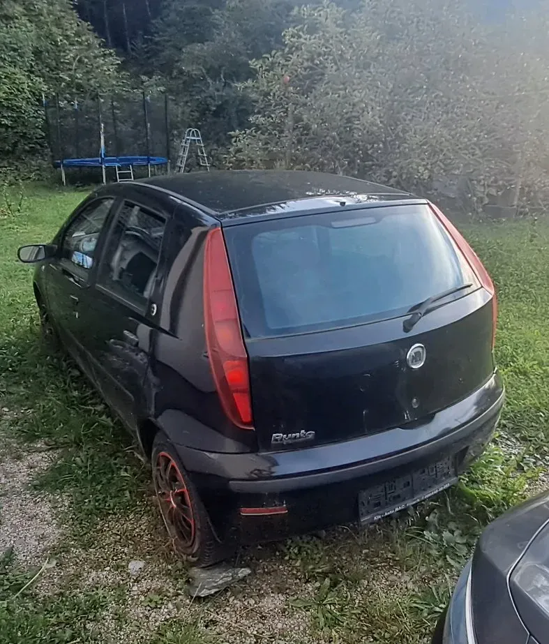 Fiat Punto 2008 photo 3