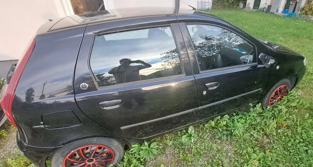 Fiat Punto 2008 photo 2