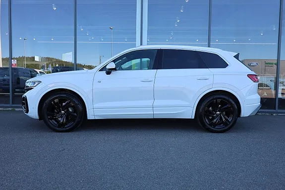 Volkswagen Touareg 2024 photo 5