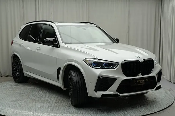 BMW X5 M 2021 photo 2