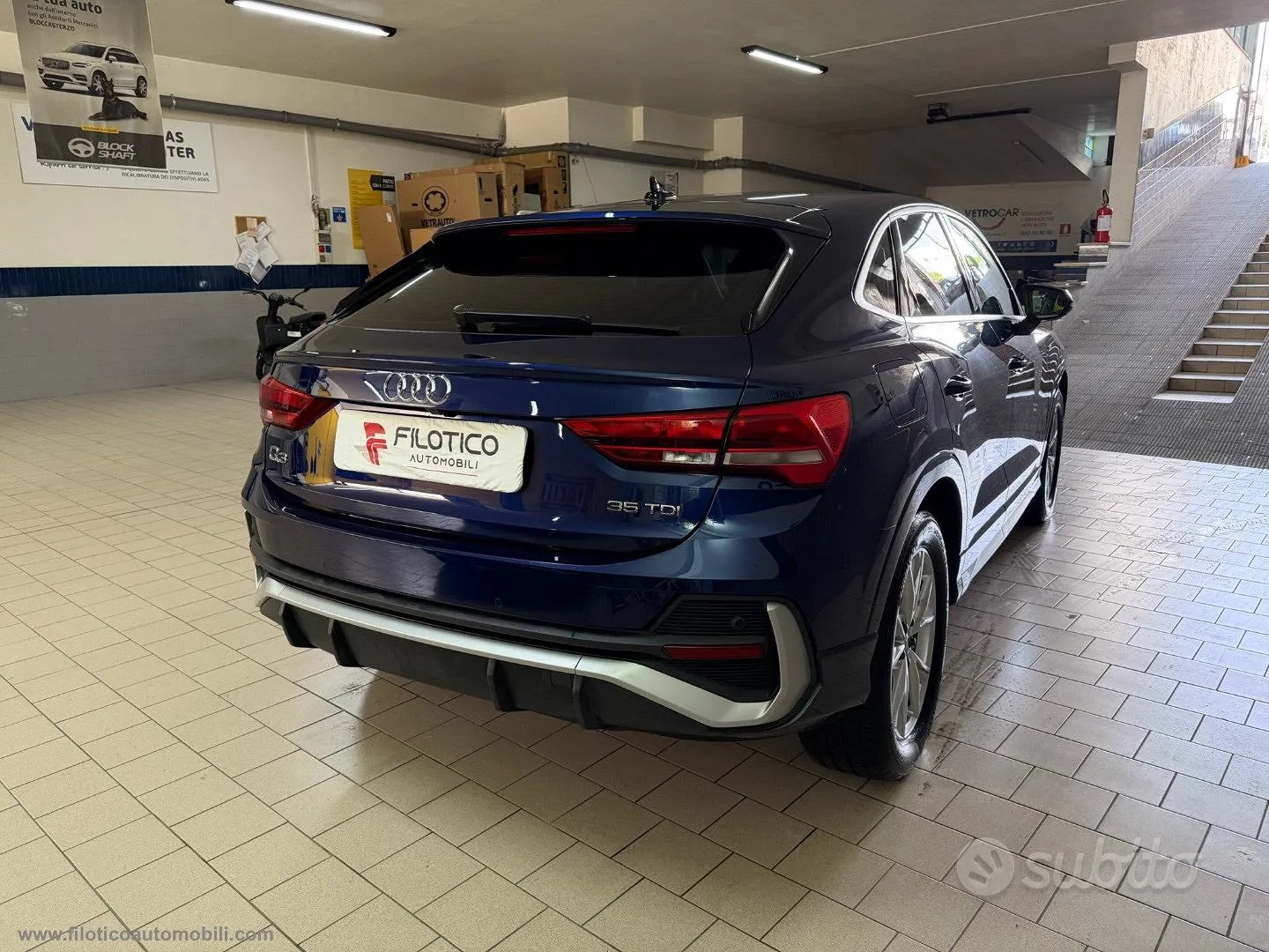 Audi Q3 2023 photo 2