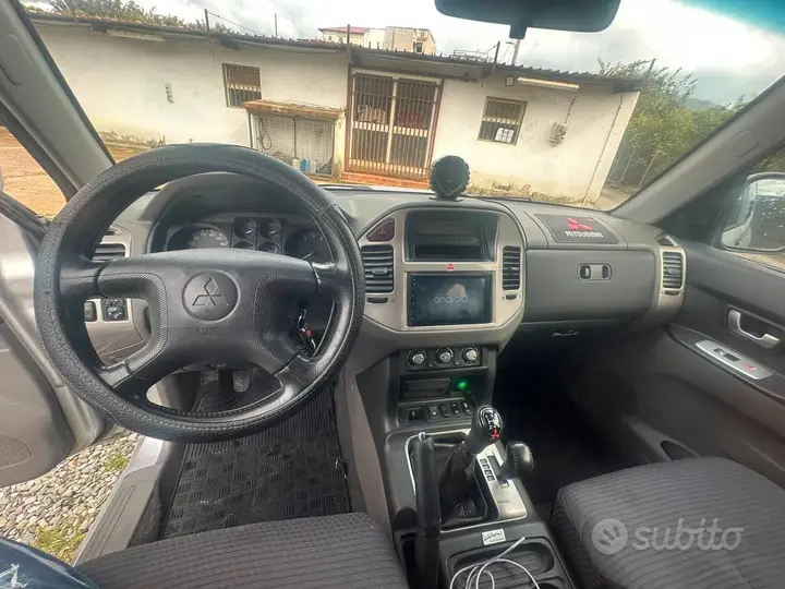 Mitsubishi Pajero 2008 photo 4
