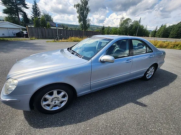 Mercedes-Benz S320