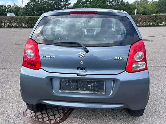 Suzuki Alto 2010 photo 5