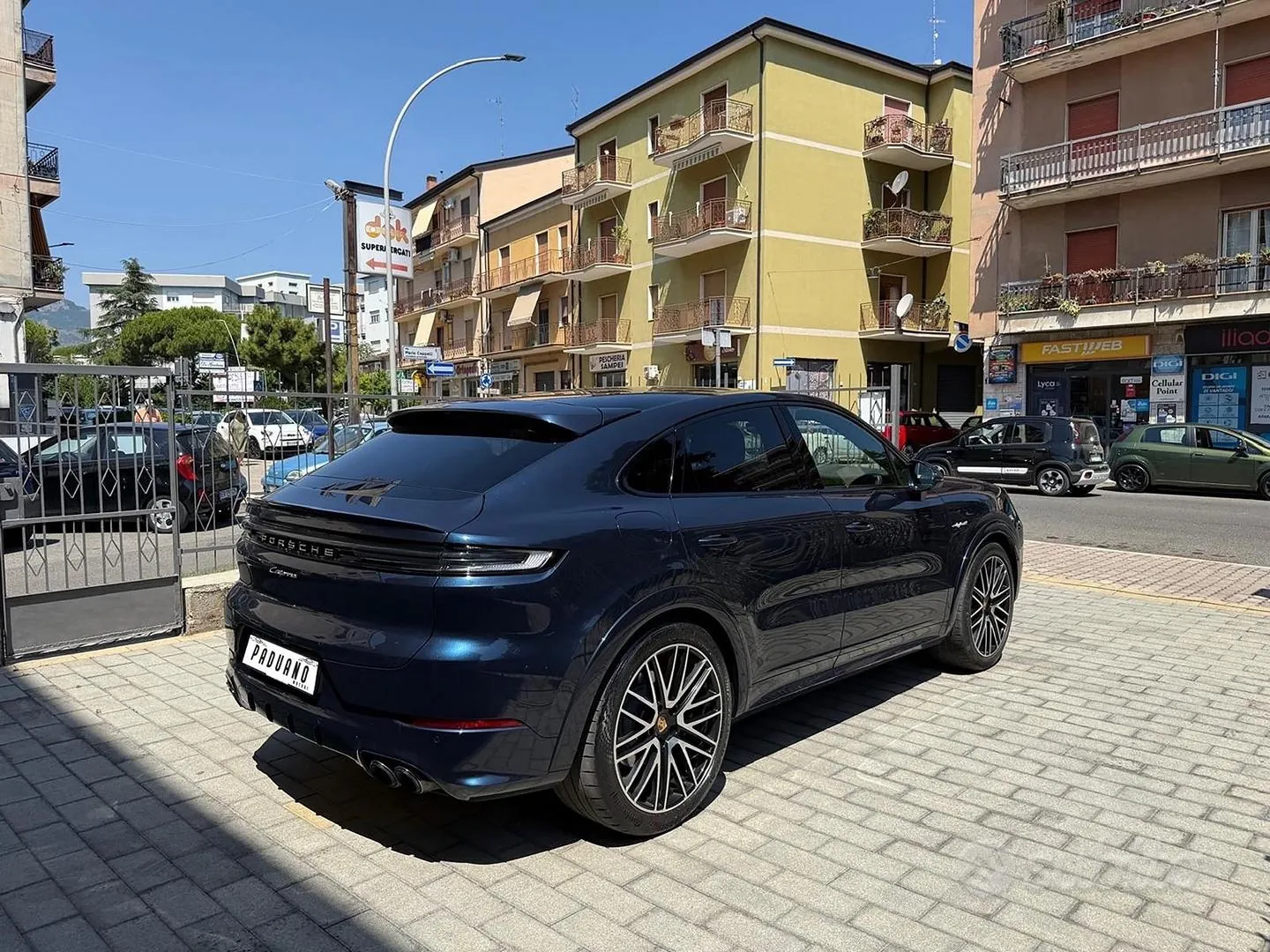 Porsche Cayenne 2024 photo 2