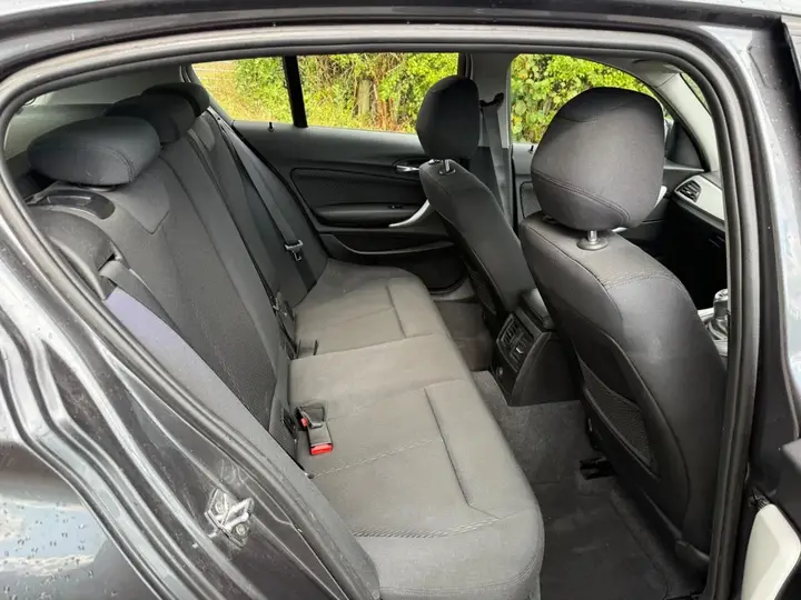 BMW 1 Series 2012 photo 3