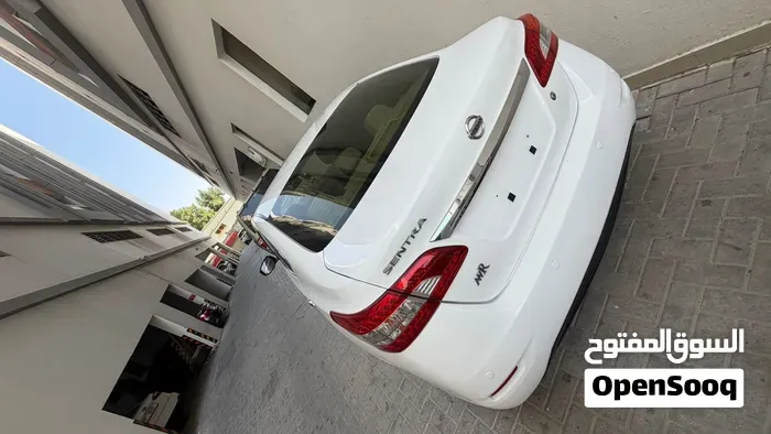 Nissan Sentra 2019 photo 3