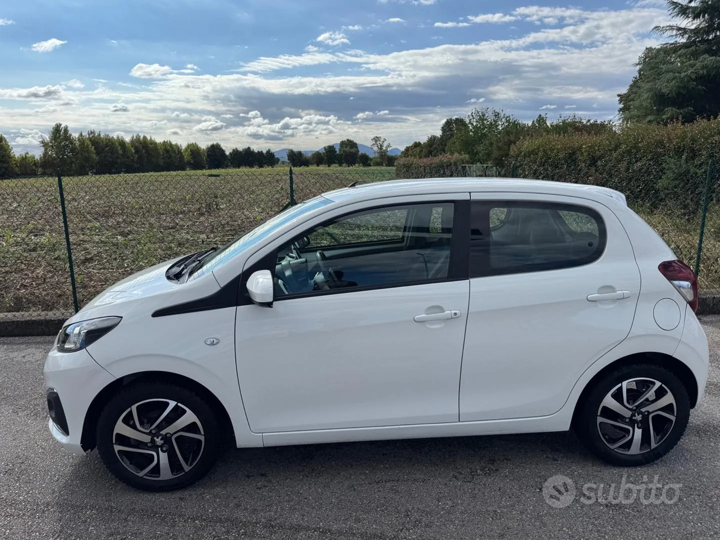 Peugeot 108 2015 photo 2