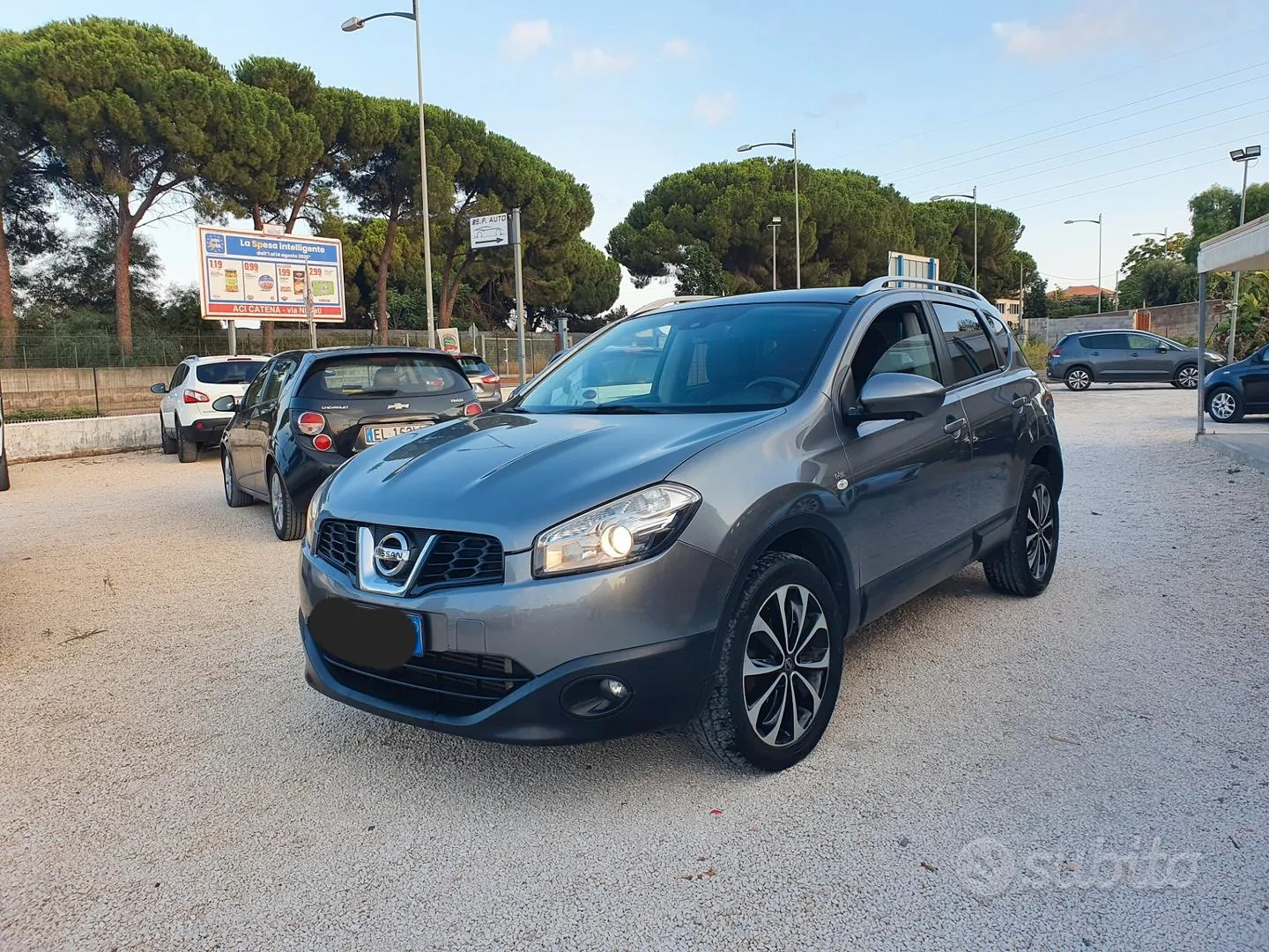 Nissan Qashqai 2012 photo 2