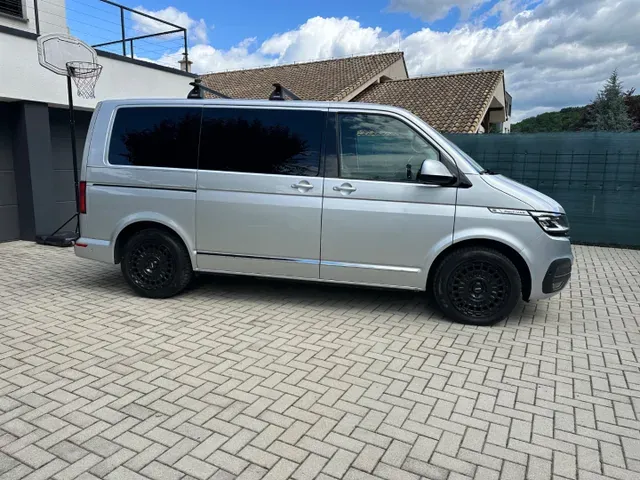 Volkswagen T6 Multivan 2020 photo 2