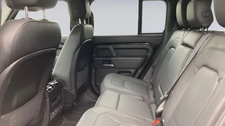 Land Rover Defender 110 2025 photo 4
