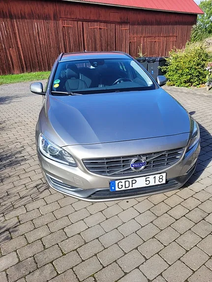 Volvo V60 2014 photo 5