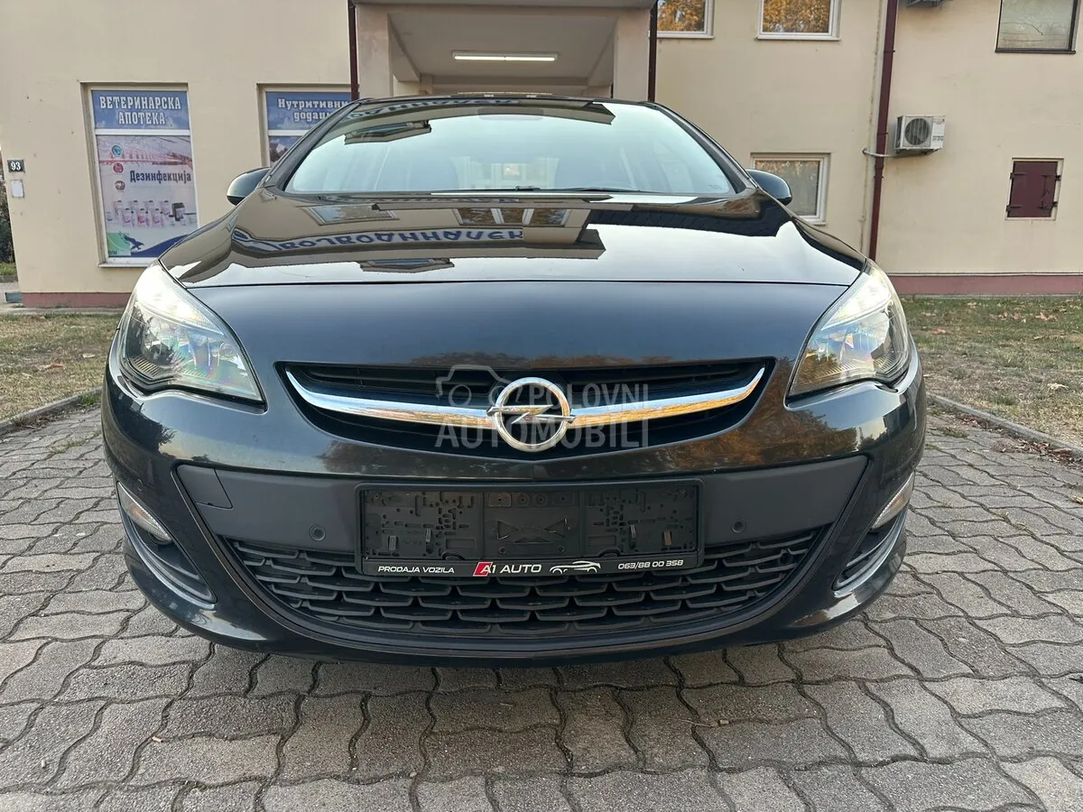 Opel Astra J