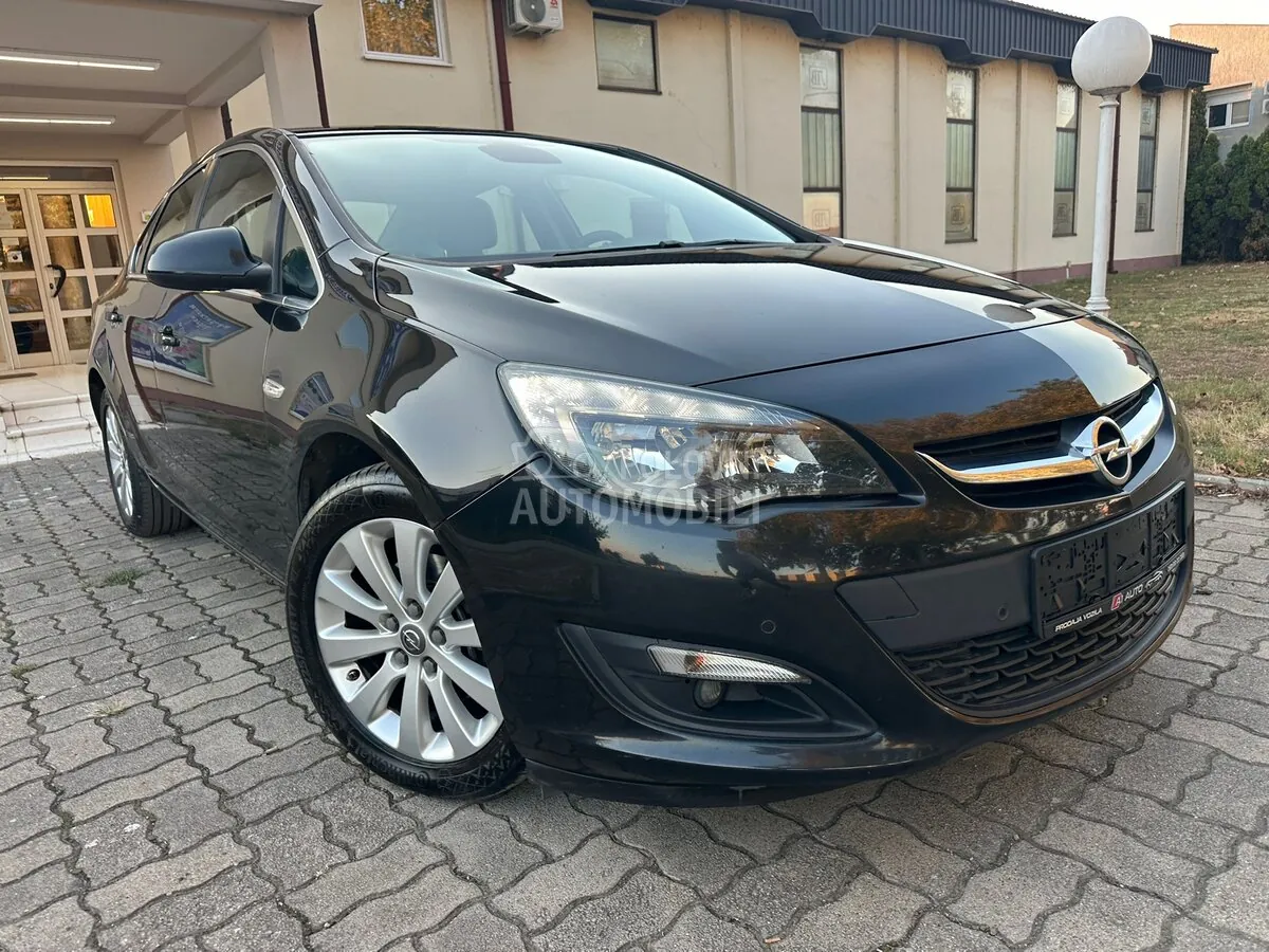 Opel Astra J