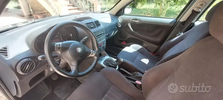 Alfa Romeo 147 2008 photo 4