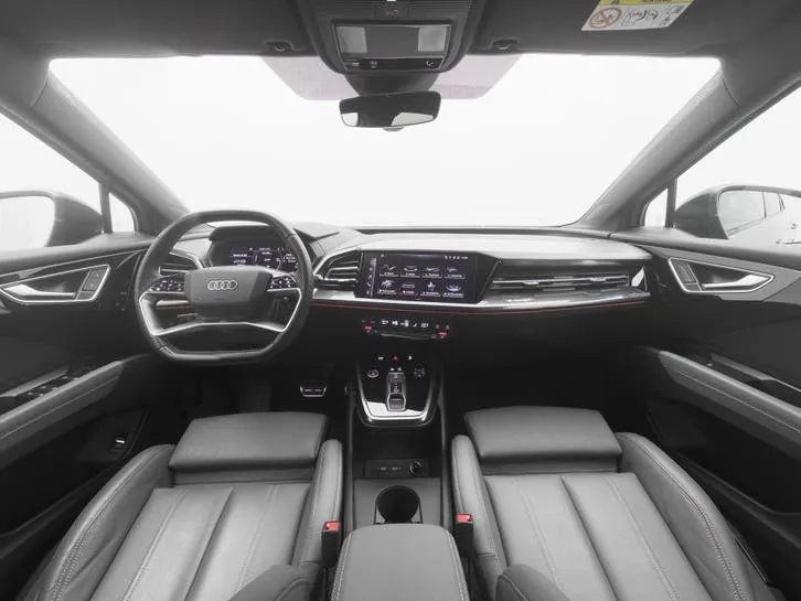 Audi Q4 E-Tron 2023 photo 3